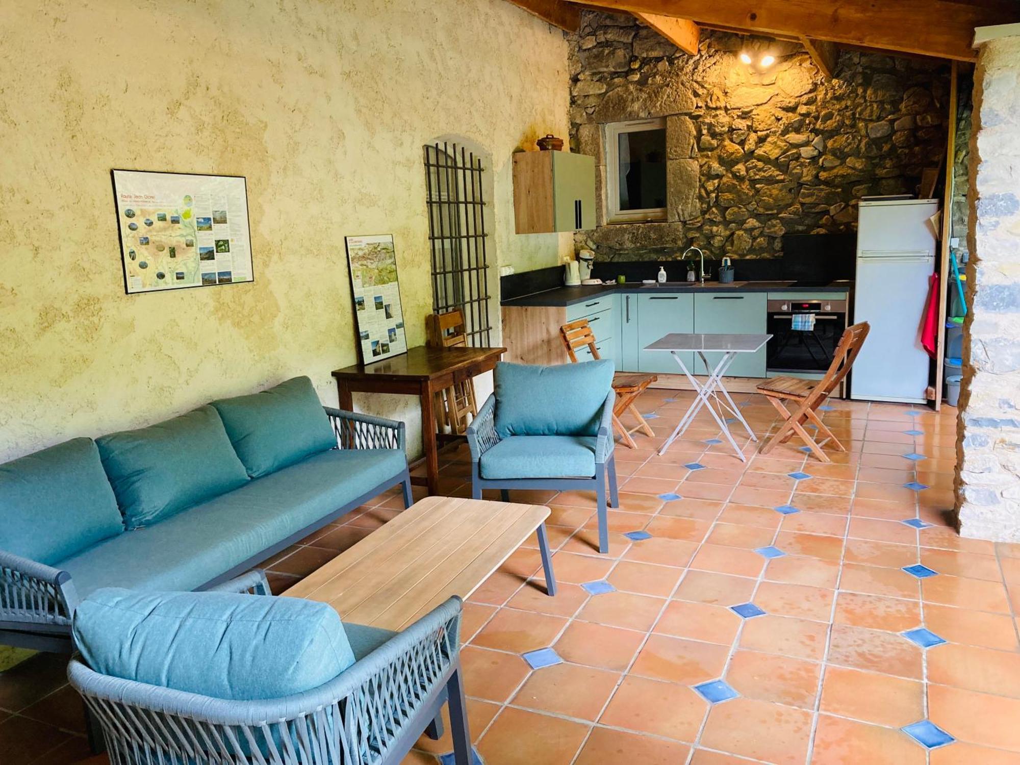 Le Moulin De La Viorne, Gite Avec Piscine Au Coeur De La Nature En Haute-Provence Les Omergues Esterno foto