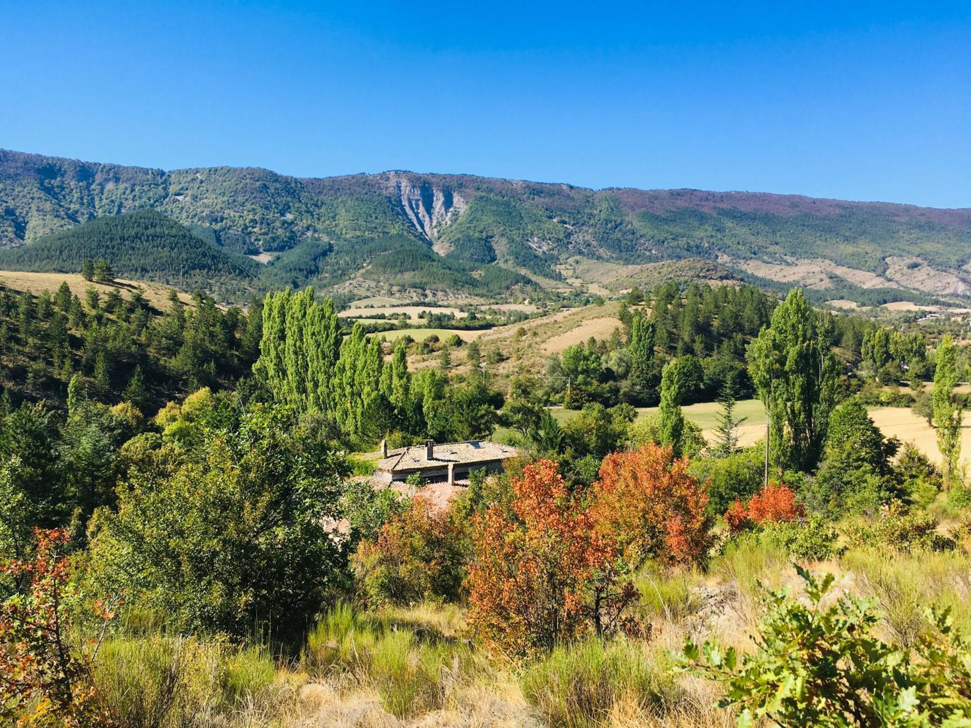 Le Moulin De La Viorne, Gite Avec Piscine Au Coeur De La Nature En Haute-Provence Les Omergues Esterno foto