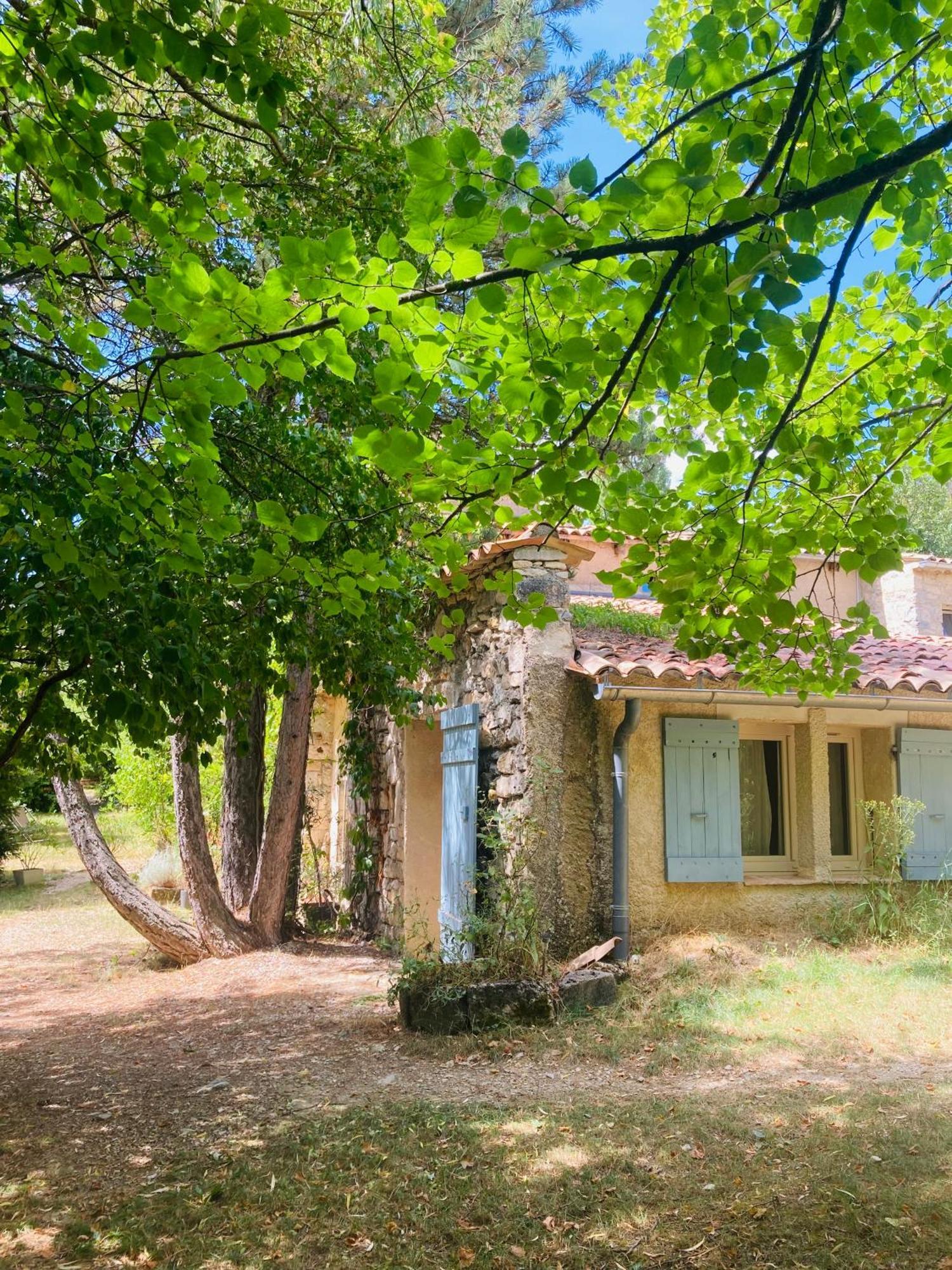 Le Moulin De La Viorne, Gite Avec Piscine Au Coeur De La Nature En Haute-Provence Les Omergues Esterno foto